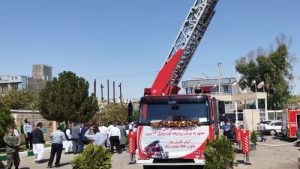 نردبان ۳۲ متری هیدرولیک به تجهیزات آتش‌نشانی زاهدان اضافه شد